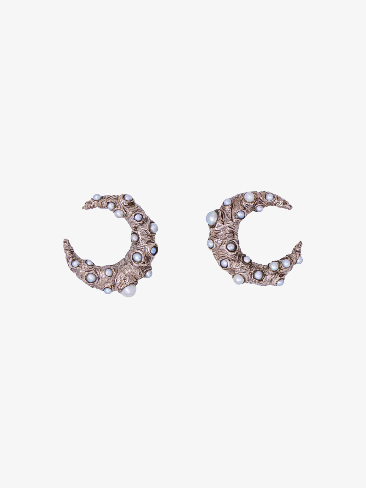 18K white gold & pearls earrings frontside picture.