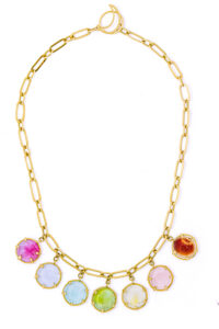18 Carat Yellow Gold Necklace JE T'AIME • LAURE VICTORIA GAURY HIGH JEWELLERY Photography of the je t'aime necklace wih unique claps.