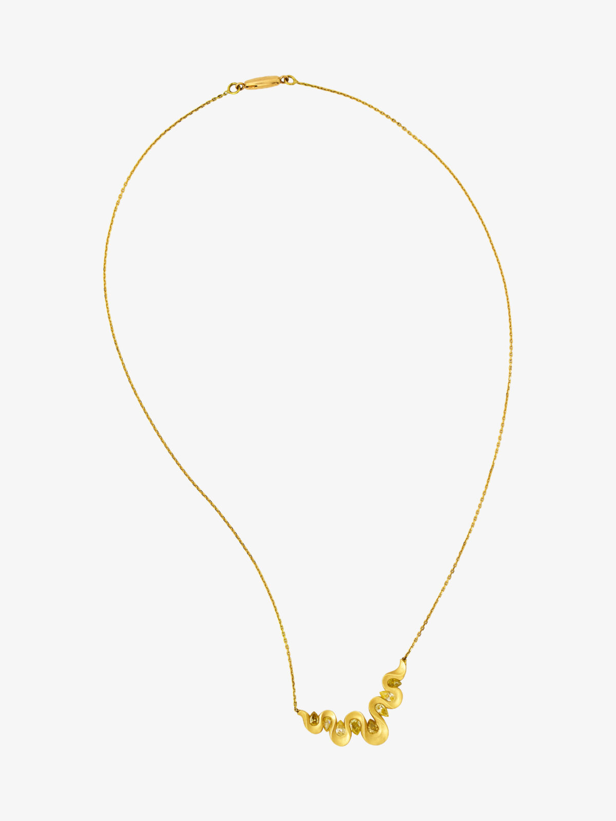 Qualia necklace in 18 carat gold with pear shaped diamonds • LAURE VICTORIA GAURY HIGH JEWELLERY 18 K Gold Yellow Diamond Necklace Qualia Full jewellery photography.